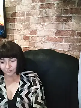 Snapshot of itismyhobby chatting on 09-10-25, 03:01 itismyhobby online show from 09-10-25, 03:01