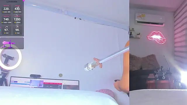 lana  kane   online show from 03-12-26, 09:15