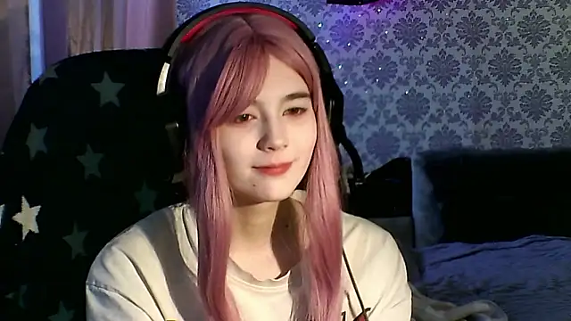 Snapshot of Angels_corner chatting on 02-06-26, 09:34 Angels corner online show from 02-06-26, 09:34