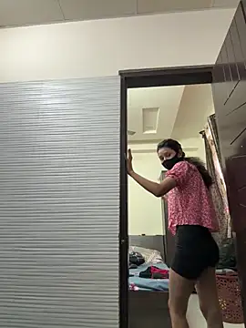 raavigirl online show from 03-22-26, 06:28