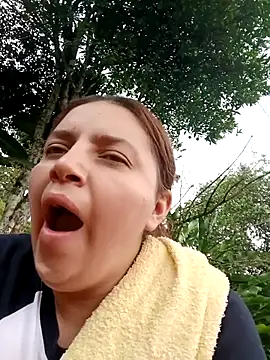 MajoArias online show from 05-18-26, 04:57