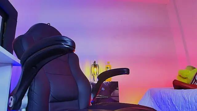 Axell Kussh online show from 03-20-26, 03:22