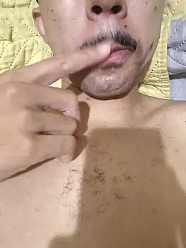 Snapshot of MOREN044 chatting on 02-17-26, 02:41 MOREN044 online show from 02-17-26, 02:41