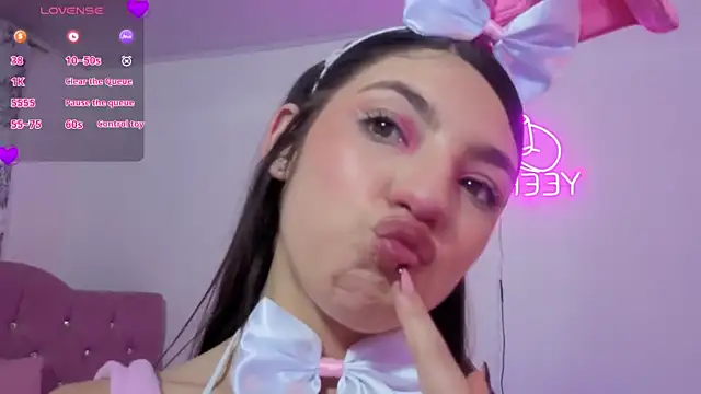 MAHYRA TAY online show from 03-26-26, 07:19