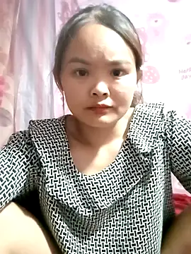 Luminana online show from 04-10-26, 04:28