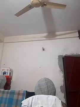 Snapshot of -Neha- chatting on 02-09-26, 04:27 -Neha- online show from 02-09-26, 04:27