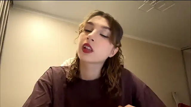 ElliKrovel online show from 02-11-26, 02:11