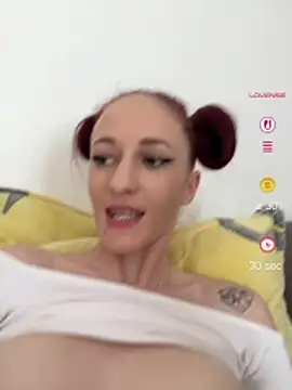 Roxyfoxyyy online show from 07-03-26, 07:37