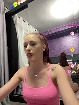 Roxyfoxyyy online show from 07-10-26, 10:45