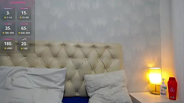 angelica rober online show from 04-11-26, 11:25