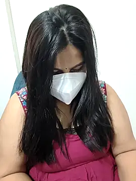 Snapshot of Siya__499 chatting on 02-24-26, 05:11 Siya 499 online show from 02-24-26, 05:11