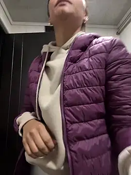 RachelWeisz  online show from 02-22-26, 11:20