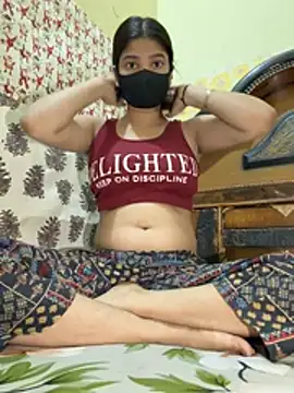 Snapshot of Cutedesigirl chatting on 07-05-26, 11:12 Cutedesigirl online show from 07-05-26, 11:12