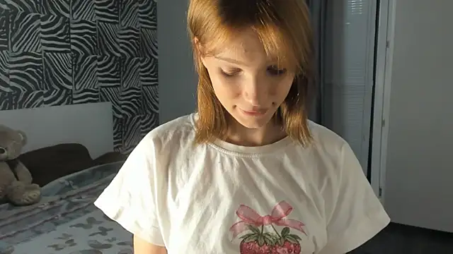 Kiracute18 online show from 07-31-26, 05:45