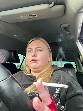 Snapshot of Mommy-girl-Lola chatting on 03-04-26, 06:41 Mommy-girl-Lola online show from 03-04-26, 06:41