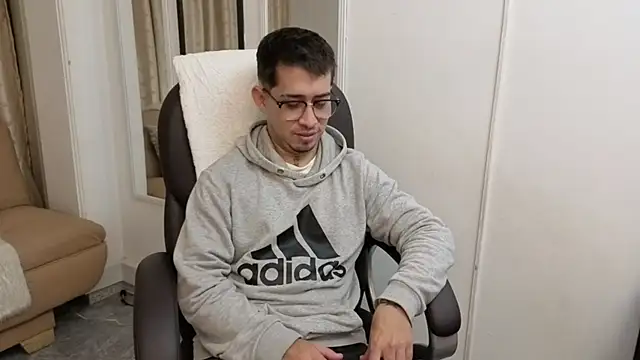 Tommas Jhonson online show from 03-10-26, 04:06