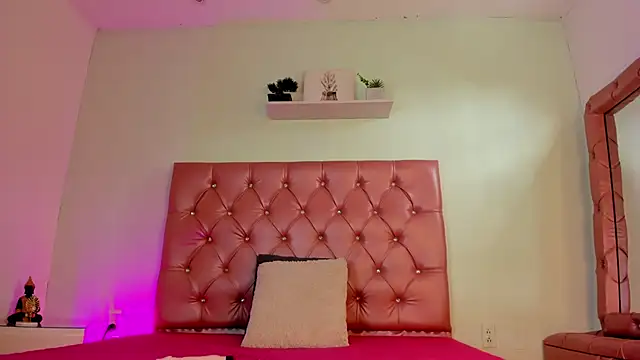 Snapshot of shantall_cruzz chatting on 02-06-26, 08:23 shantall cruzz online show from 02-06-26, 08:23