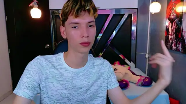 Liam Green1 online show from 02-27-26, 07:47