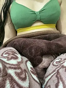 Snapshot of unicornbabe23 chatting on 02-21-26, 08:37 unicornbabe23 online show from 02-21-26, 08:37