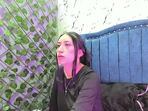 TiffanyDream8 online show from 04-18-26, 09:15