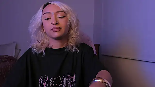 Snapshot of _AbbyIce chatting on 02-14-26, 12:18 AbbyIce online show from 02-14-26, 12:18