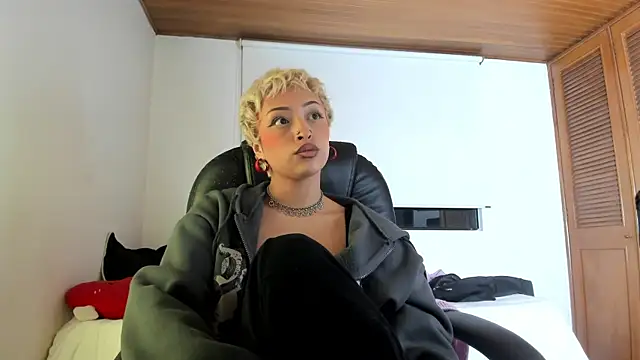  AbbyIce online show from 05-19-26, 03:13
