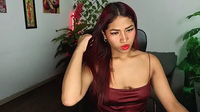 Snapshot of ChloeLombardi_ chatting on 07-11-26, 03:04 ChloeLombardi online show from 07-11-26, 03:04