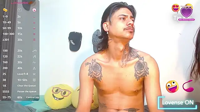 Damian-and-Camerum online show from 04-12-26, 03:44