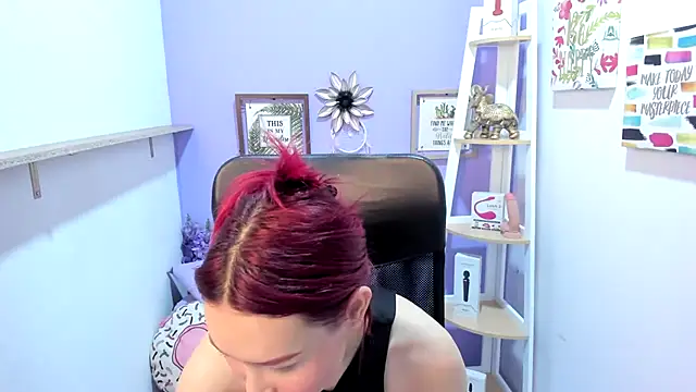 Snapshot of naomy_stanley chatting on 07-09-26, 11:42 naomy stanley online show from 07-09-26, 11:42