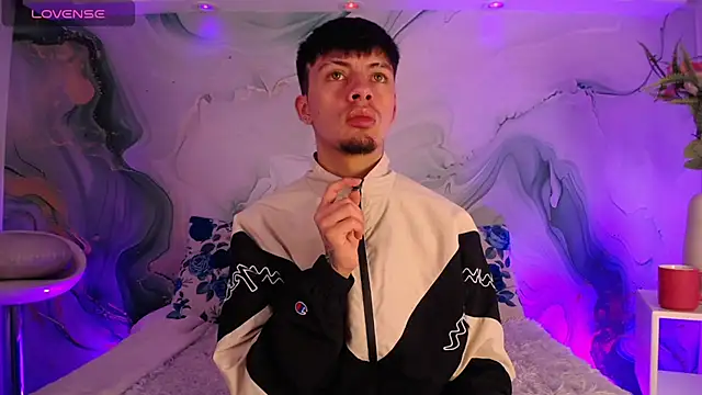 Snapshot of Novoa_Prime chatting on 03-05-26, 02:51 Novoa Prime online show from 03-05-26, 02:51