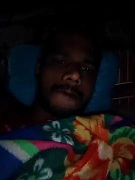 Snapshot of Daddyishere_19 chatting on 07-06-26, 04:42 Daddyishere 19 online show from 07-06-26, 04:42