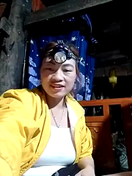 Snapshot of Nhoccon90 chatting on 02-21-26, 02:07 Nhoccon90 online show from 02-21-26, 02:07