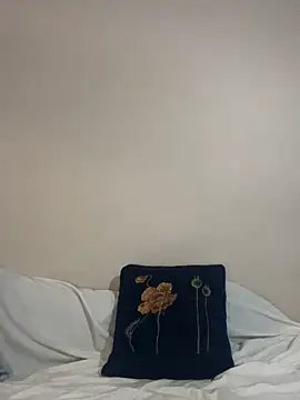 Snapshot of kentrella04 chatting on 02-22-26, 08:07 kentrella04 online show from 02-22-26, 08:07