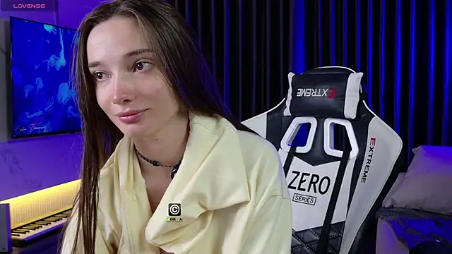 AnnyShore online show from 03-28-26, 12:43