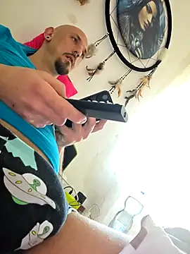 Snapshot of Ninfo920817 chatting on 03-10-26, 07:24 Ninfo920817 online show from 03-10-26, 07:24