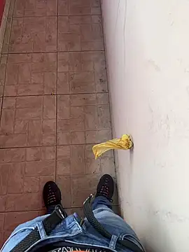 Snapshot of novinhogozando chatting on 02-19-26, 07:43 novinhogozando online show from 02-19-26, 07:43