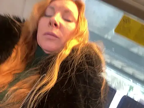 Snapshot of JenyJanys chatting on 02-20-26, 02:06 JenyJanys online show from 02-20-26, 02:06