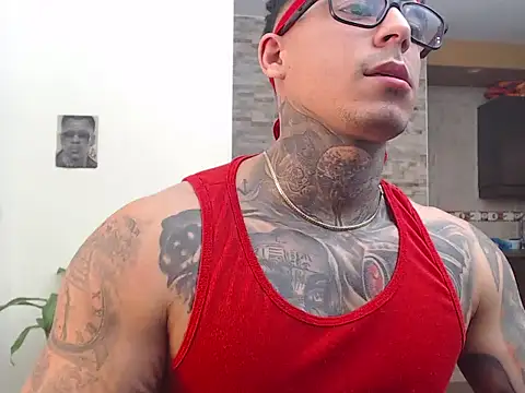 Snapshot of maxstrom111 chatting on 02-12-26, 02:01 maxstrom111 online show from 02-12-26, 02:01