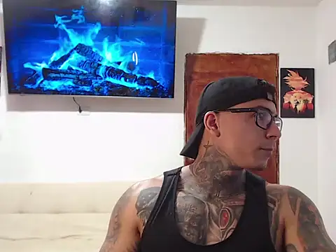 Snapshot of maxstrom111 chatting on 02-24-26, 02:48 maxstrom111 online show from 02-24-26, 02:48