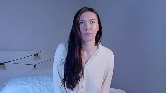 Snapshot of gwenonl1ne chatting on 04-24-26, 01:13 gwenonl1ne online show from 04-24-26, 01:13