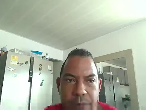 Snapshot of Quillero18 chatting on 07-31-26, 03:11 Quillero18 online show from 07-31-26, 03:11