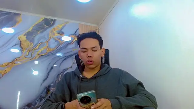 DaviidBuckx  online show from 03-20-26, 02:16