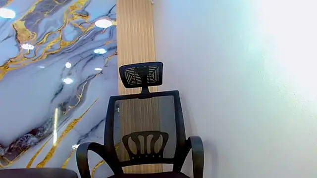 DaviidBuckx  online show from 03-26-26, 02:17