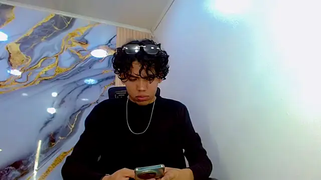 DaviidBuckx  online show from 03-27-26, 02:28