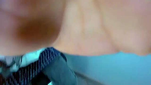 DaviidBuckx  online show from 03-31-26, 02:13