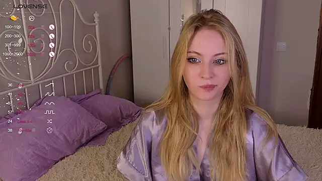 lilMelaniloveis online show from 03-30-26, 07:20