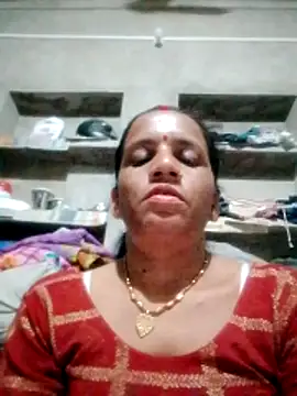 Snapshot of Anitarakkoli chatting on 05-19-26, 04:13 Anitarakkoli online show from 05-19-26, 04:13