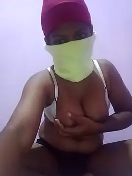 Malee S online show from 02-21-26, 04:41