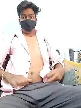 Snapshot of hotyboy_89 chatting on 03-14-26, 05:02 hotyboy 89 online show from 03-14-26, 05:02