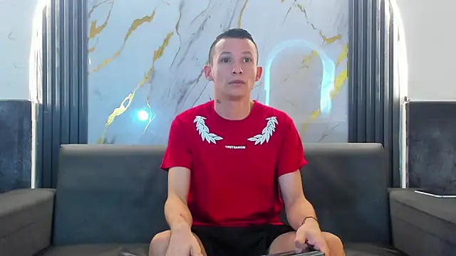 Isaak 26 online show from 04-13-26, 11:05